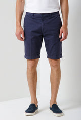 London men's chino bermuda in stretch gabardine regular fit in Navy