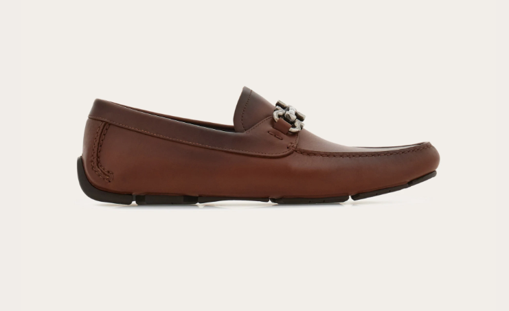 ローファー・オックスフォード SALVATORE FERRAGAMO DRIVING SHOES Ferragamo Driver with Gancini ornament – Andrisen Morton