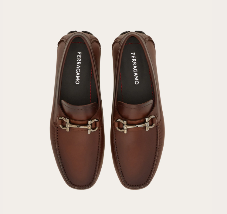 ローファー・オックスフォード SALVATORE FERRAGAMO DRIVING SHOES Amazon.com | Salvatore Ferragamo Newton Men's Black Leather