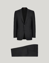 Suit in black wool