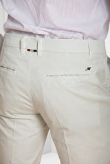 London men's chino bermuda in stretch gabardine regular fit in Sky Blue