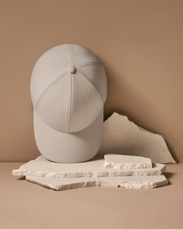 Varsity- Active Tech Cap Beige
