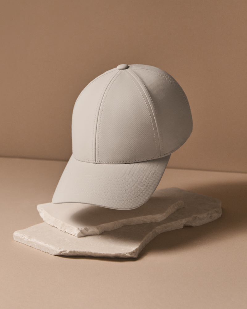 Varsity- Active Tech Cap Beige